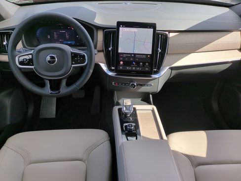 New 2026 Volvo XC90 B6 Plus image 13