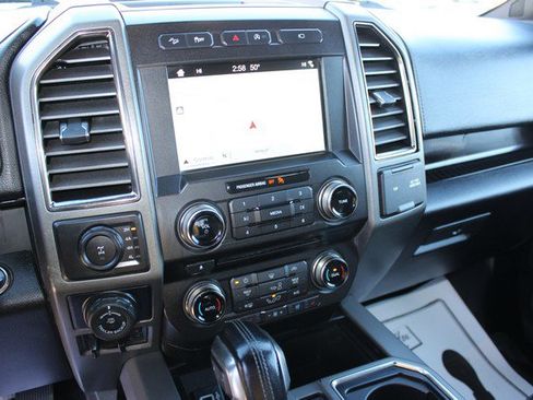 Used 2017 Ford F150 Raptor w/ Equipment Group 802A Luxury image 8