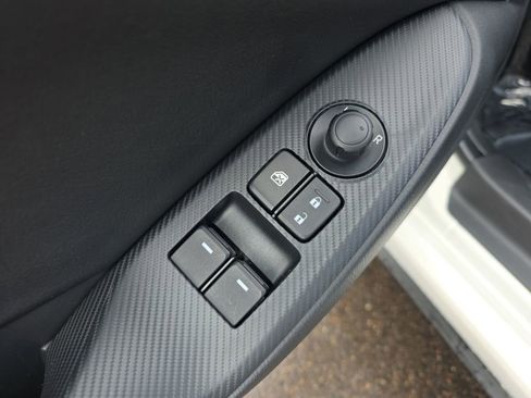 Used 2025 MAZDA MX-5 Miata Club RWD image 10