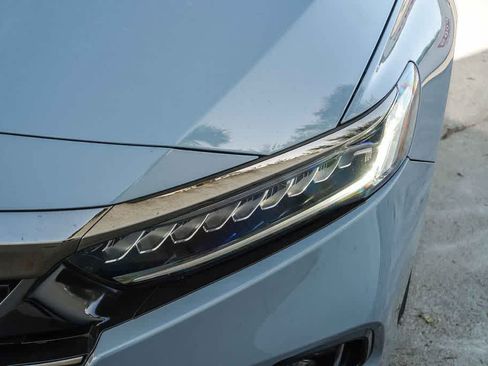 Used 2022 Honda Accord Sport image 9