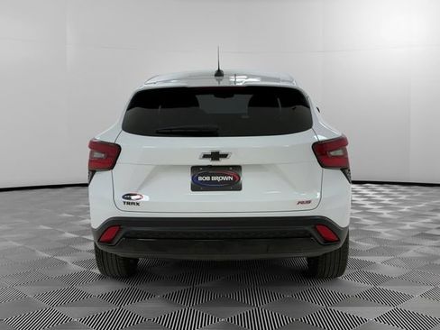Used 2024 Chevrolet Trax RS FWD image 4