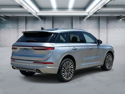 Used 2022 Lincoln Corsair AWD w/ Premium Package image 30