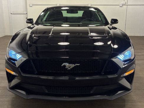 Used 2018 Ford Mustang GT RWD image 4