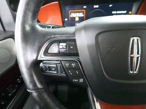 Used 2021 Lincoln Navigator Reserve AWD/4WD image 15