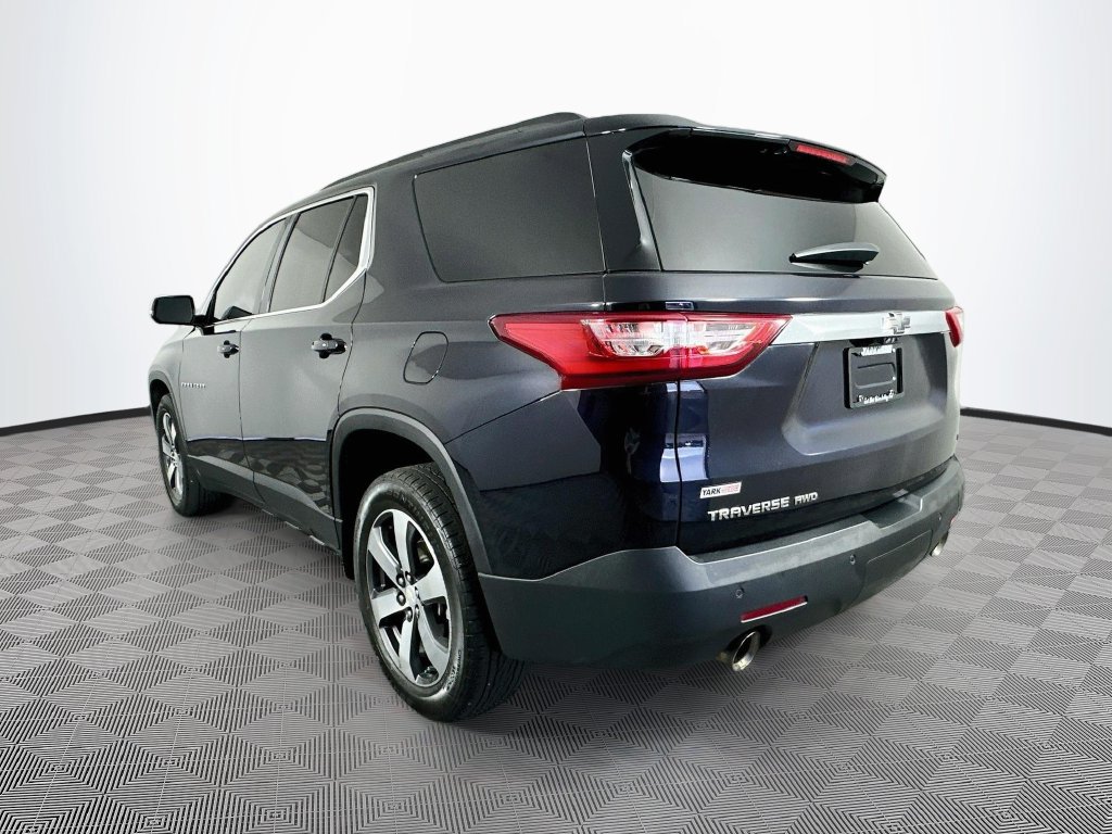 Used 2020 Chevrolet Traverse LT w/ LT Premium Package AWD/4WD image 9