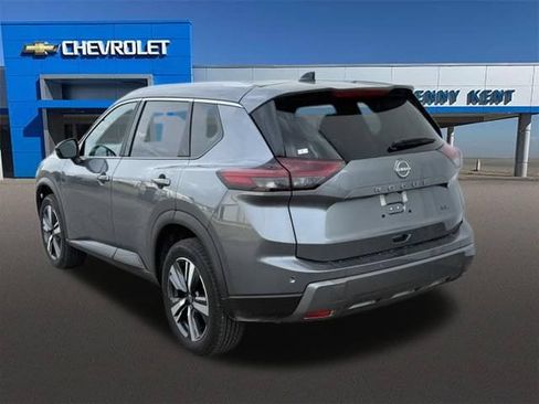 Used 2026 Nissan Rogue SL FWD image 33