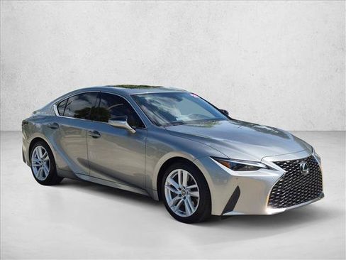 Used 2023 Lexus IS 300 w/ Comfort Package RWD image 3
