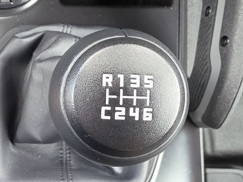 Used 2024 Ford Bronco Big Bend AWD/4WD image 6