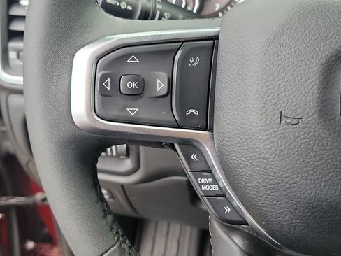Used 2025 RAM 1500 Big Horn AWD/4WD image 25