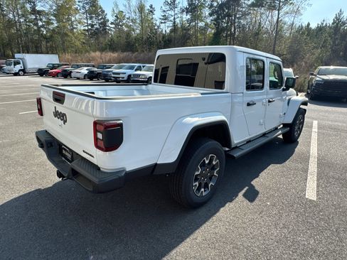 New 2026 Jeep Gladiator Sport AWD/4WD image 6