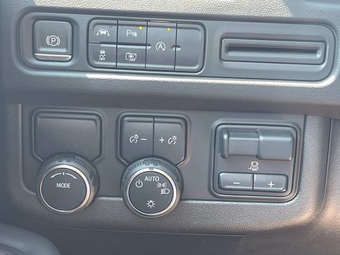 Used 2024 Chevrolet Tahoe RST w/ Luxury Package RWD image 35