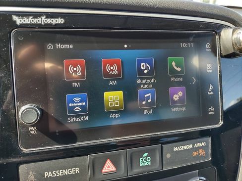 Used 2018 Mitsubishi Outlander SEL AWD/4WD image 19