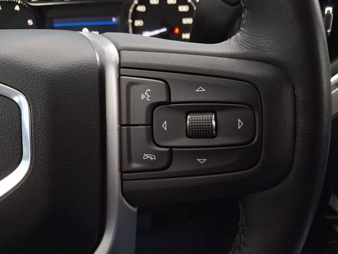 Used 2022 GMC Sierra 3500 SLE w/ SLE Value Package image 22