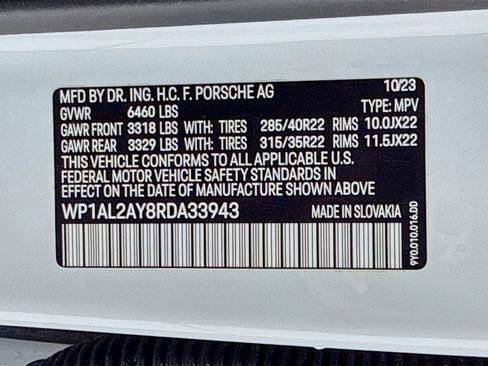 Certified 2024 Porsche Cayenne S image 12