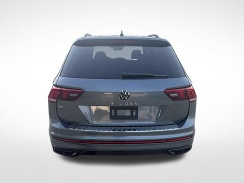 Used 2023 Volkswagen Tiguan SE R-Line FWD image 4
