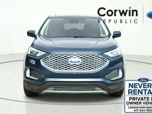Used 2023 Ford Edge SEL w/ Convenience Package AWD/4WD image 2