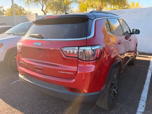 Used 2025 Jeep Compass Limited AWD/4WD image 5