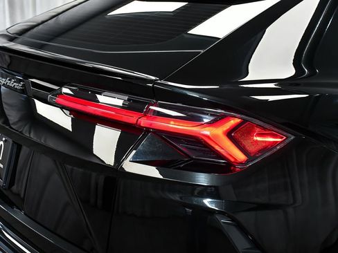 Used 2022 Lamborghini Urus AWD/4WD image 89