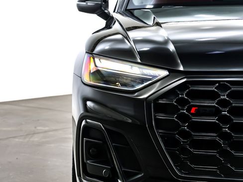 Used 2023 Audi SQ5 Premium Plus w/ Premium Plus Package image 15