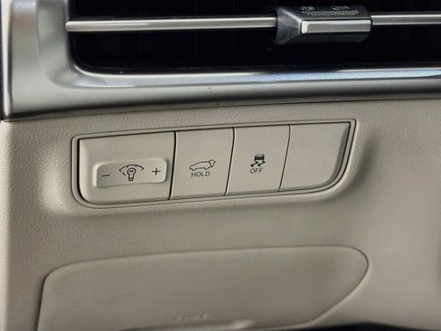 Used 2025 Hyundai Tucson SEL FWD image 16
