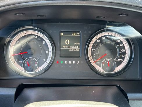 Certified 2018 RAM 1500 Express w/ Express Value Package RWD image 27