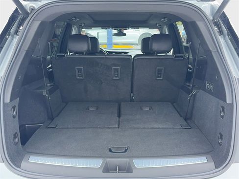 Used 2024 Cadillac XT6 Sport image 12