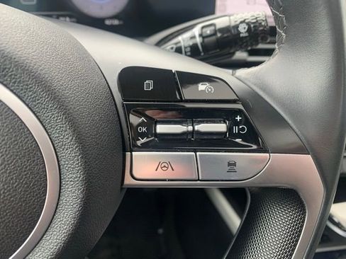 Certified 2024 Hyundai Elantra Limited image 20