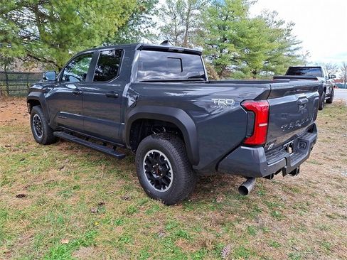New 2025 Toyota Tacoma TRD Off-Road image 3