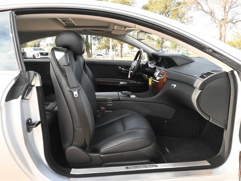 Used 2012 Mercedes-Benz CL 550 CL 550 image 22