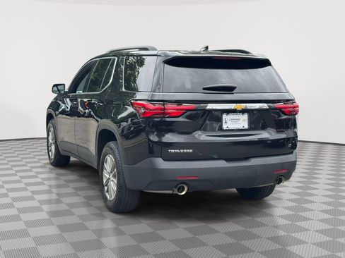 Used 2023 Chevrolet Traverse LT FWD image 6