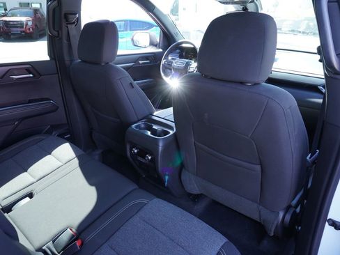 Certified 2025 GMC Acadia Elevation image 11