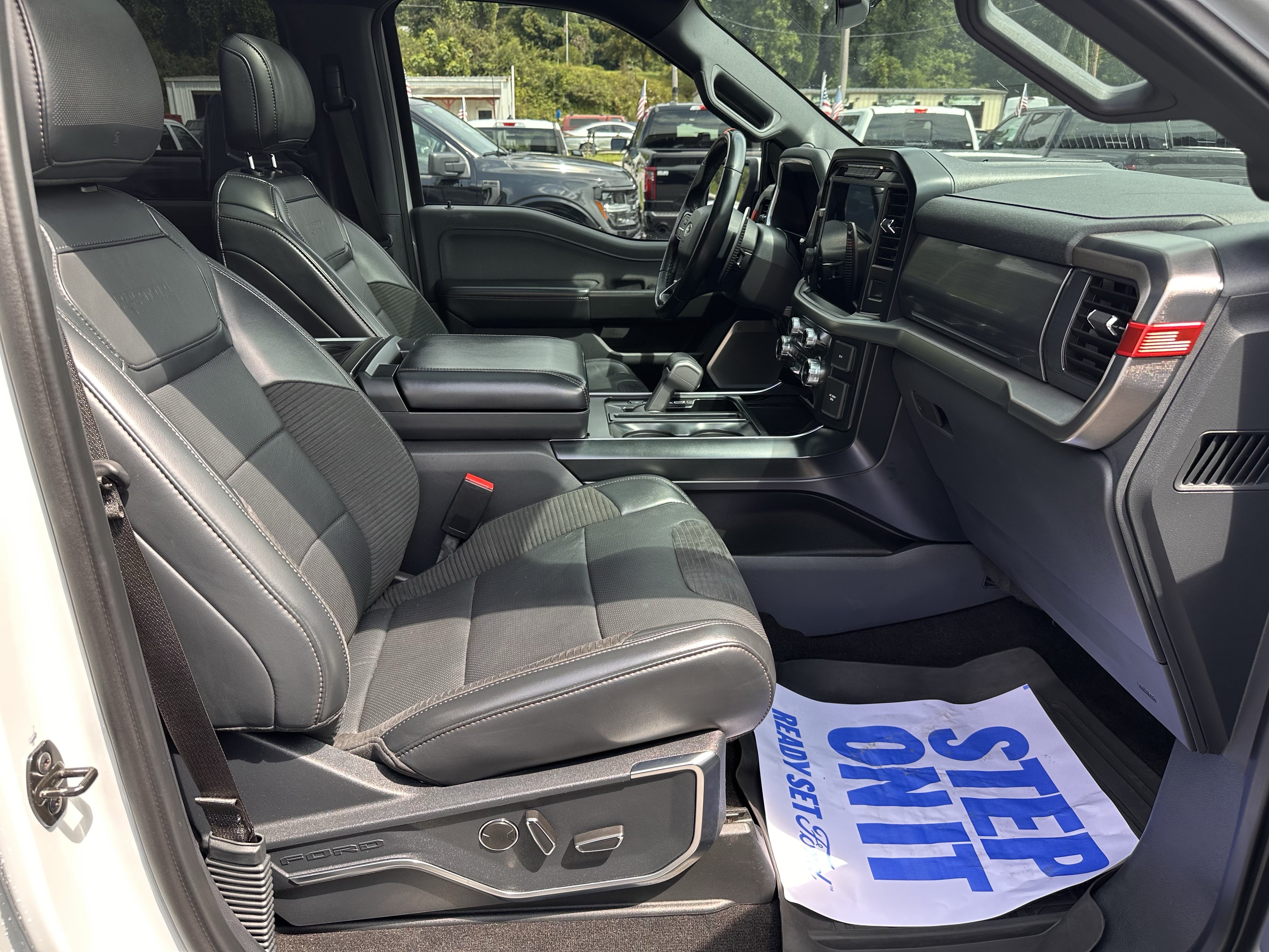 Used 2023 Ford F150 Raptor AWD/4WD image 15
