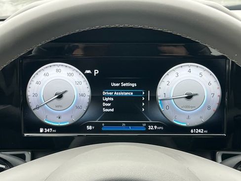 Used 2022 Hyundai Elantra SEL w/ Convenience Package FWD image 19