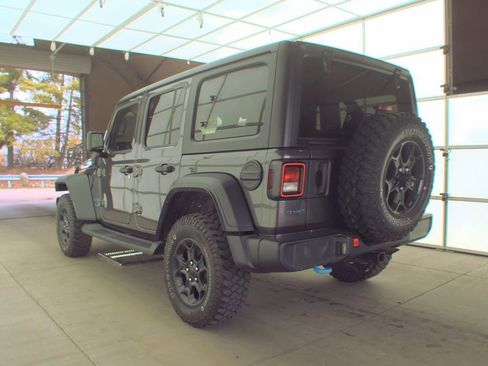 Used 2023 Jeep Wrangler Unlimited w/ Cold Weather Group image 4