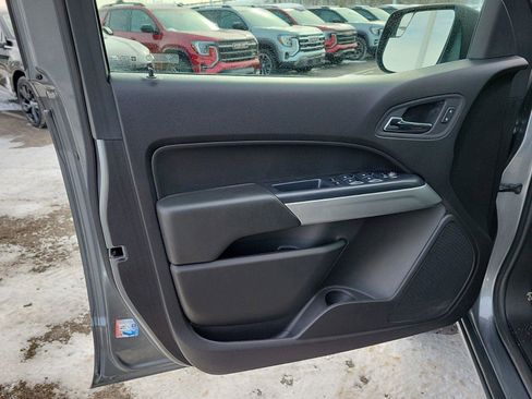 Used 2019 Chevrolet Colorado LT w/ LT Convenience Package image 18