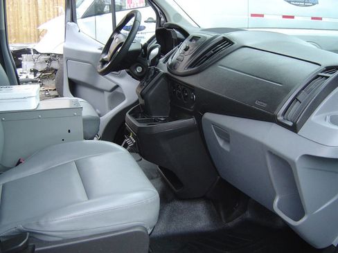 Used 2017 Ford Transit 250 148 Medium Roof RWD image 7