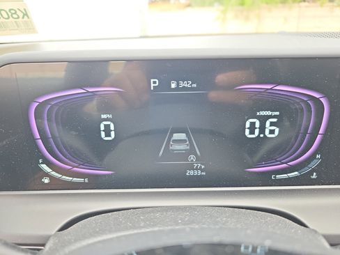 Certified 2025 Kia Seltos S image 18