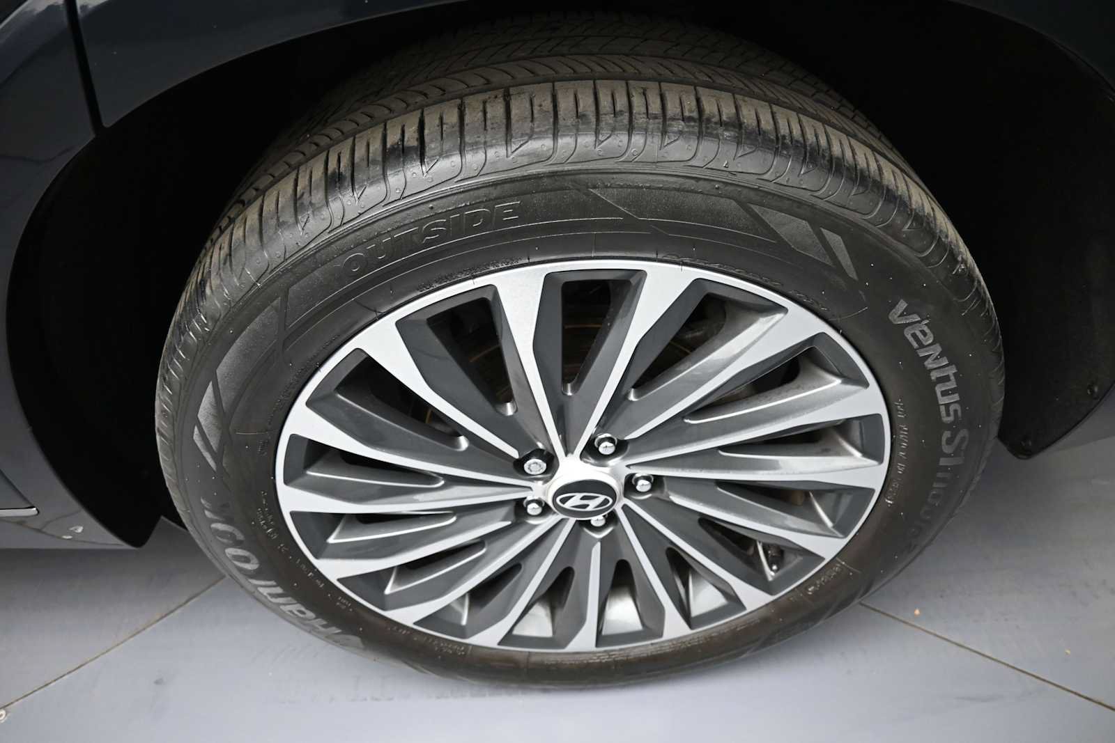 Used 2024 Hyundai Palisade Calligraphy AWD/4WD image 14