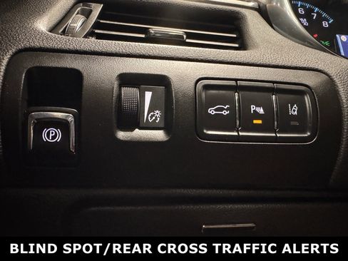 Used 2014 Chevrolet Impala LTZ image 11