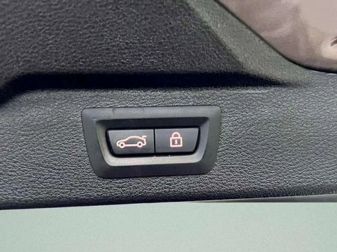 Used 2017 BMW X5 xDrive50i w/ Executive Package image 27