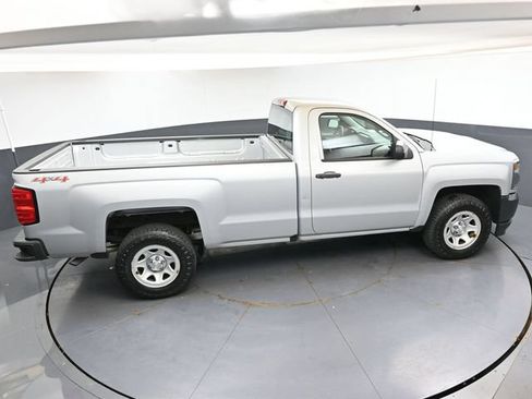 Used 2017 Chevrolet Silverado 1500 W/T AWD/4WD image 35