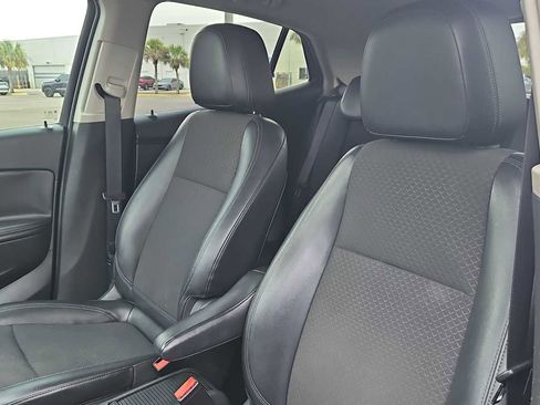 Used 2019 Buick Encore Preferred FWD image 13