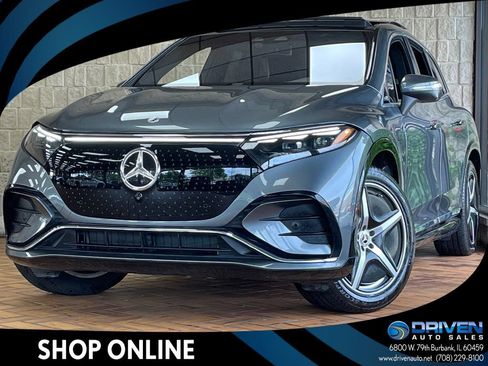 Used 2023 Mercedes-Benz EQS 580 4MATIC SUV image 1