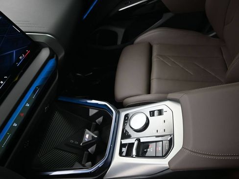 Used 2025 BMW X3 M50 AWD/4WD image 19