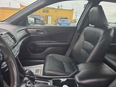 Used 2017 Honda Accord Sport Special Edition image 12