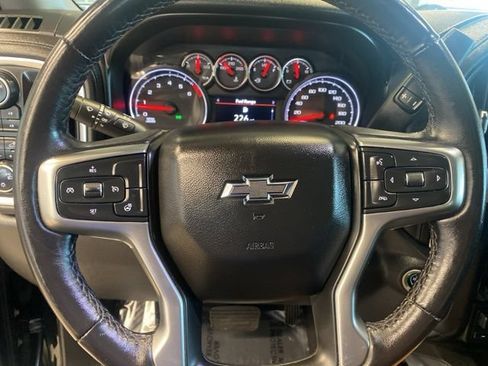 Used 2021 Chevrolet Silverado 1500 LT Trail Boss w/ Convenience Package II AWD/4WD image 15