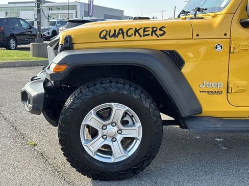 Used 2018 Jeep Wrangler Sport AWD/4WD image 22