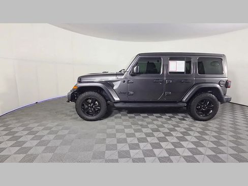 Used 2021 Jeep Wrangler Unlimited Sahara AWD/4WD image 47