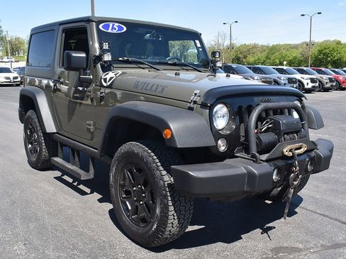 Used 2015 Jeep Wrangler Sport AWD/4WD image 12