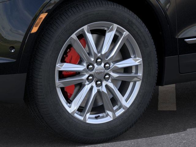 New 2026 Cadillac XT5 Sportv w/ LPO, Floor Liner Package AWD/4WD image 9